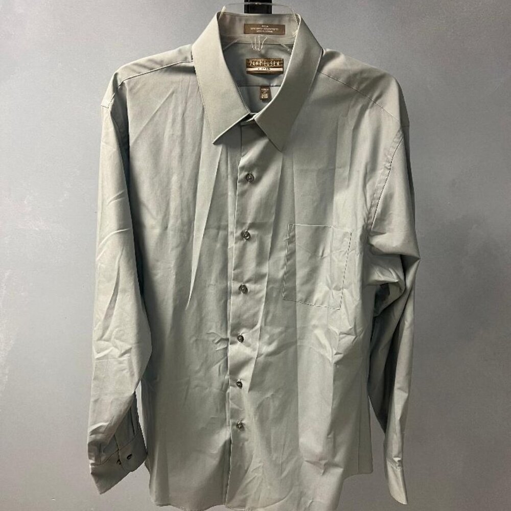 Men's Dress Shirt - Van Heusen